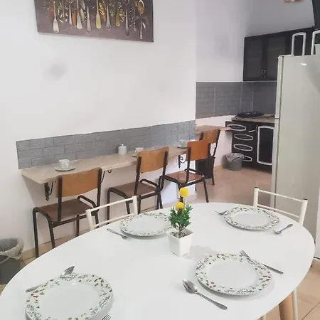 Villa Arona *