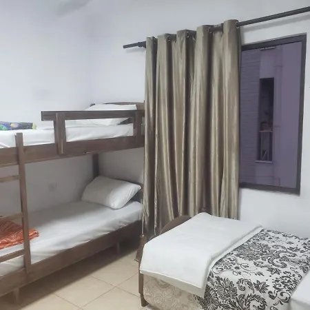 Arona Villa Tirana