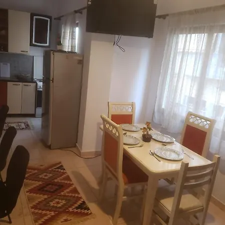Arona Villa Tirana
