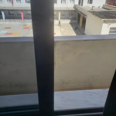 Arona Tirana