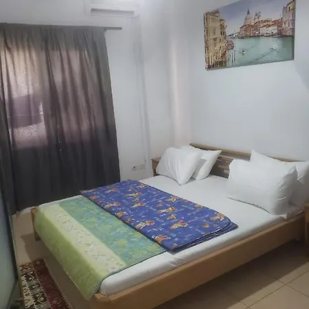 Arona Villa Tirana